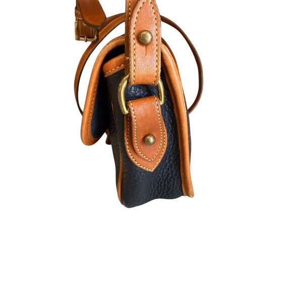 Vintage Dooney & Bourke All Weather Leather Rectangular Saddle Bag Navy Blue - Picture 4 of 13